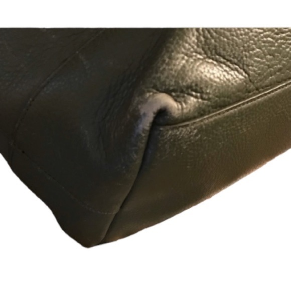 Cole Haan large green leather tote bag great quality wear on corners - Picture 7 of 10